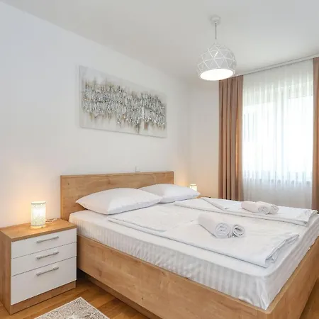Appartement Luna With Free Parking