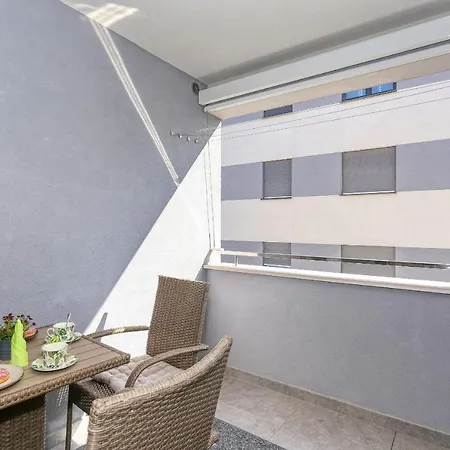 Luna With Free Parking Appartement