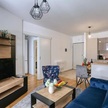 Appartement Luna With Free Parking
