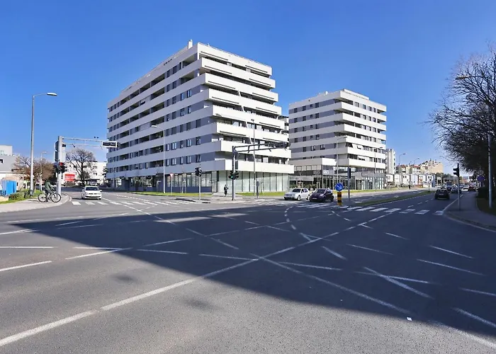 Luna With Free Parking * Zadar