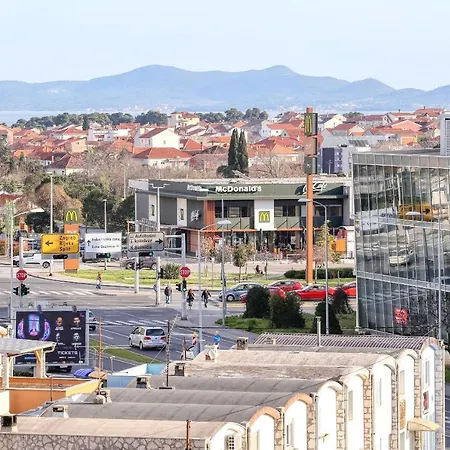 Luna With Free Parking Διαμέρισμα *